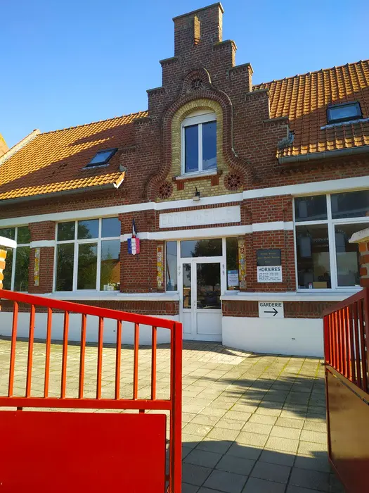 Ecole des filles à Merris