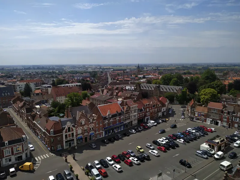 vue sur la grand' place de Bailleul