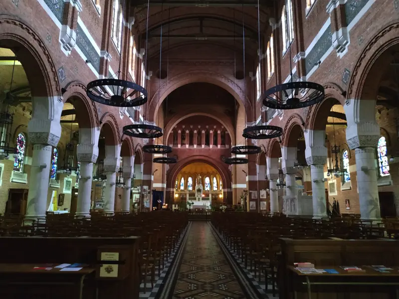 intérieur de l'église Saint Vaast