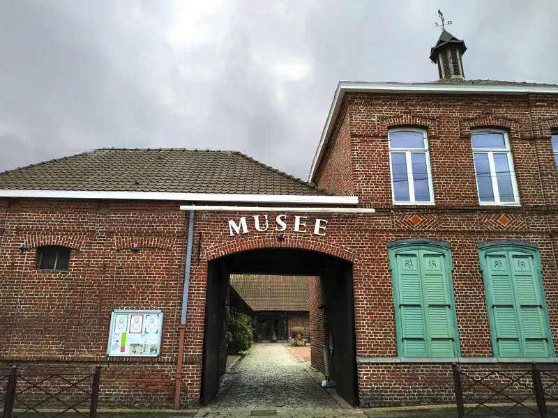 Façade du musée des arts et traditions populaires de Wattrelos