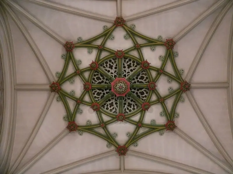 L'une des clés de voute de l'église Saint Christophe de Tourcoing