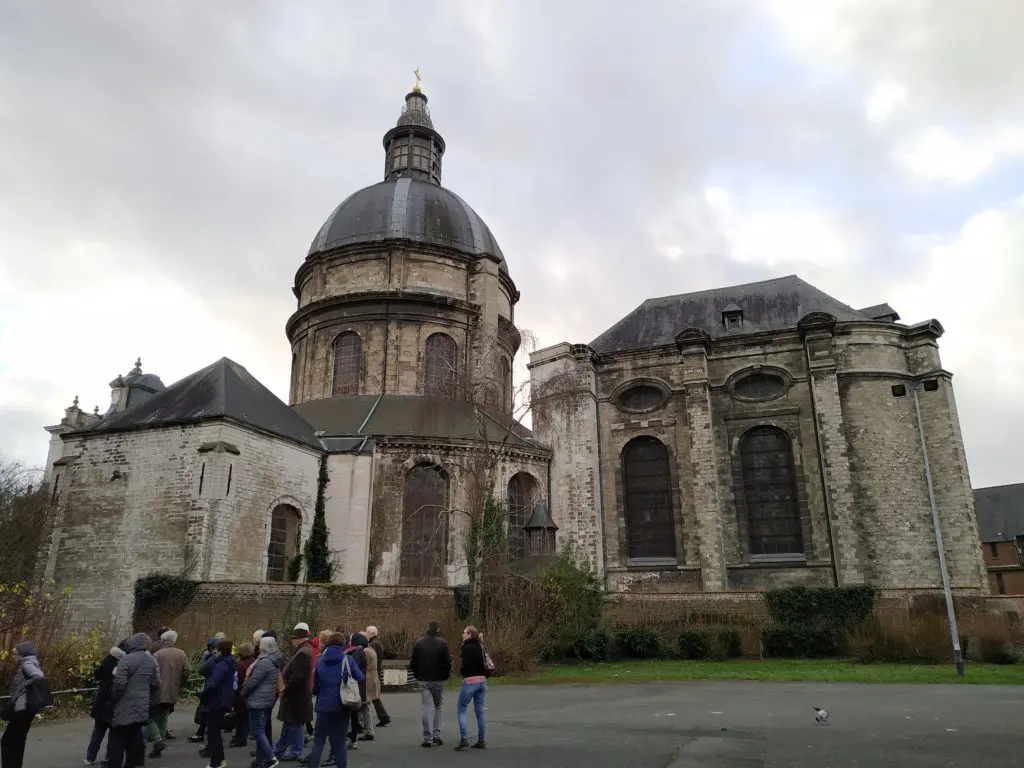 l'arrière de l'église Sainte Marie-Madeleine de Lille