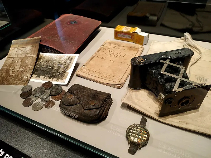objets ayant appartenus à des soldats près de notre dame de lorette