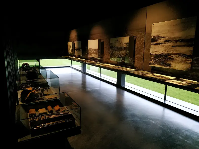 photographies et objets du centre d'histoire 14-18 près de notre dame de lorette