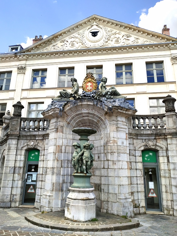 fontaine à Saint-Omer