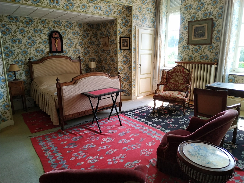la chambre du prince et sa salle de bain attenante au château de Trélon
