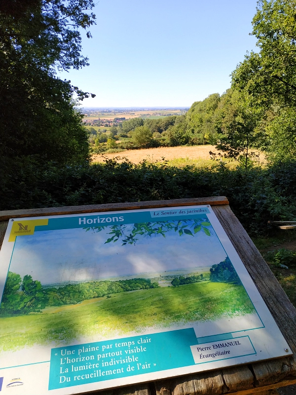 panneau horizons sur le sentier des Jacinthes