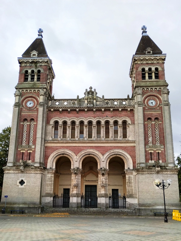 l'église Saint Pierre de Croix