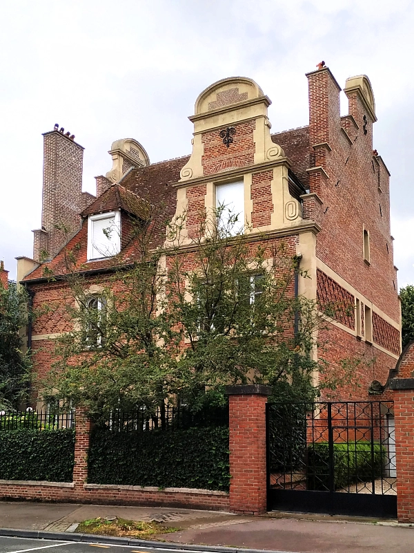 maison néo flamande avenue du Général-de-Gaulle à Croix