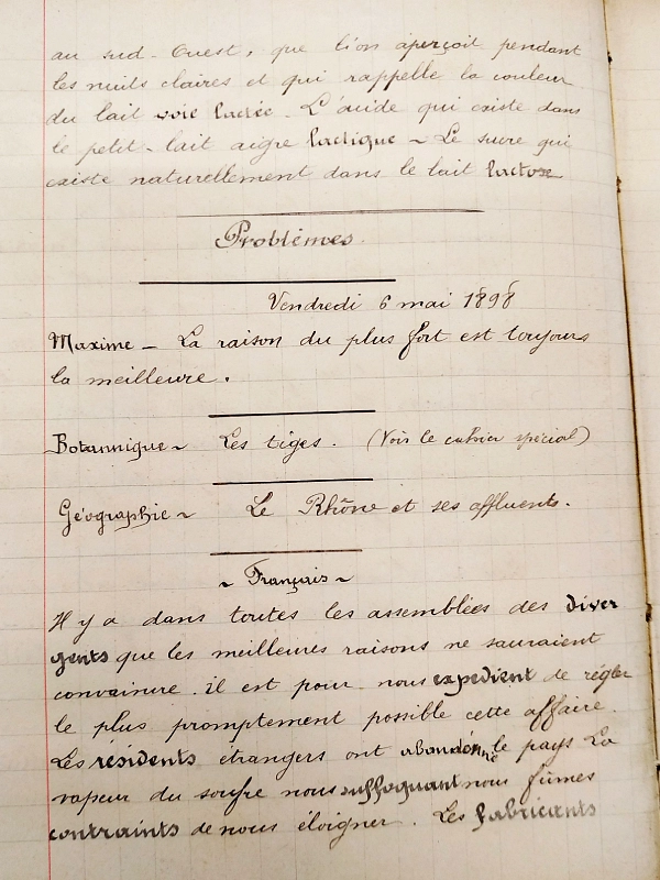 cahier d'un élève en 1898 à l'écomusée des écoles de Lille