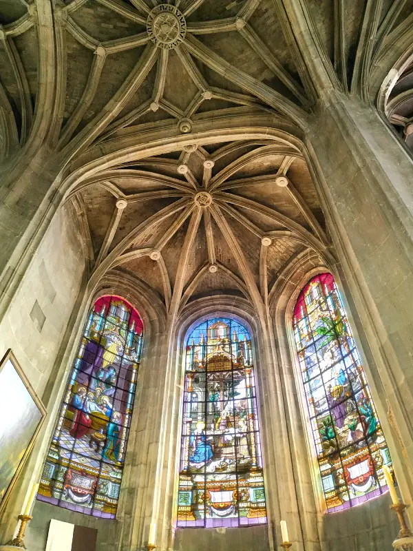 le choeur de l'église Saint Antoine de Compiègne