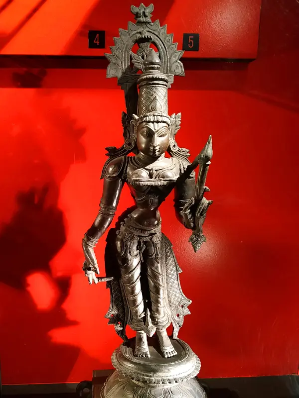 statue asiatique en bronze au musée Antoine Vivenel de Compiègne