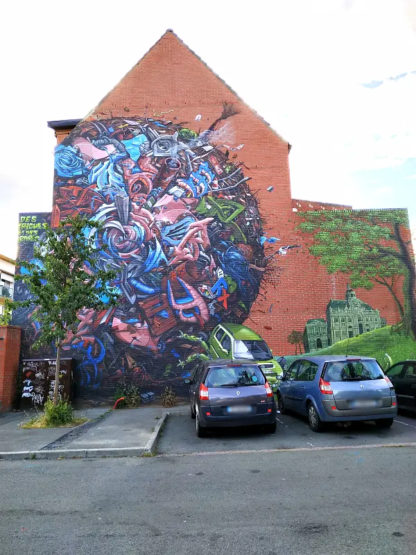 Des friches et des lettres a peint cette fresque à Roubaix