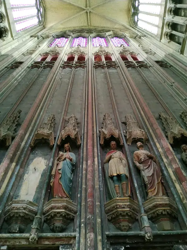 les saint patrons des anciennes paroisses de la ville