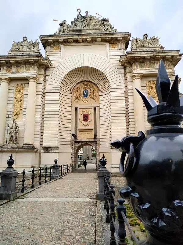 la porte de Paris, à Lille
