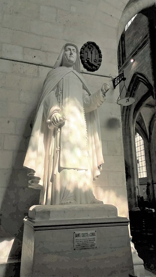 Abbatiale saint pierre de corbie intérieur colette de corbie 1